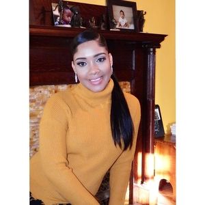 Meet your Posher, Roxie